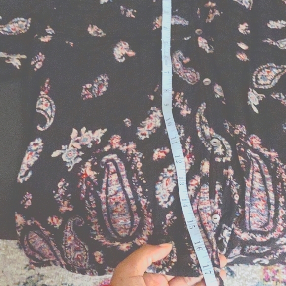 Medium Multicolor And Black Paisley Blouse Top - Picture 7 of 17